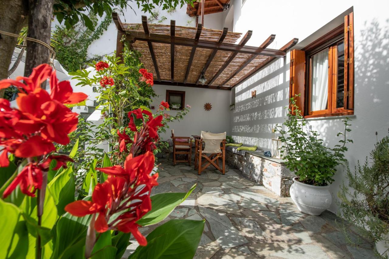 Katikies Stamatias Studios & Maisonettes Agnontas Exterior photo